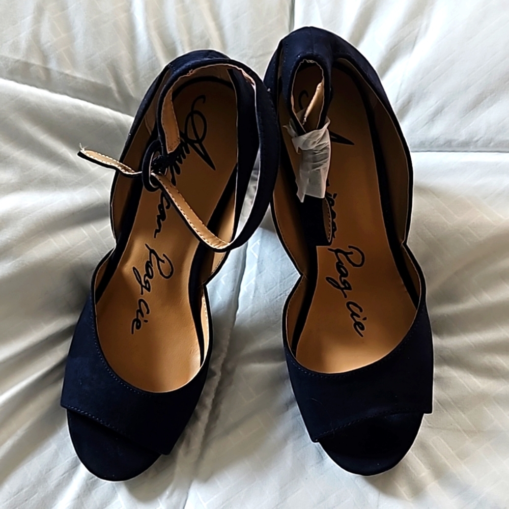 American Rag Cie high heel shoe - Picture 1 of 7